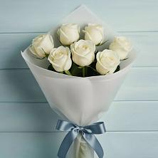 Букет 7 Белых роз Эдлесс Лав в Бакчаре