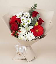 Букет цветов из:  Розы, Хризантемы, Герберы и Лилии в Бакчаре