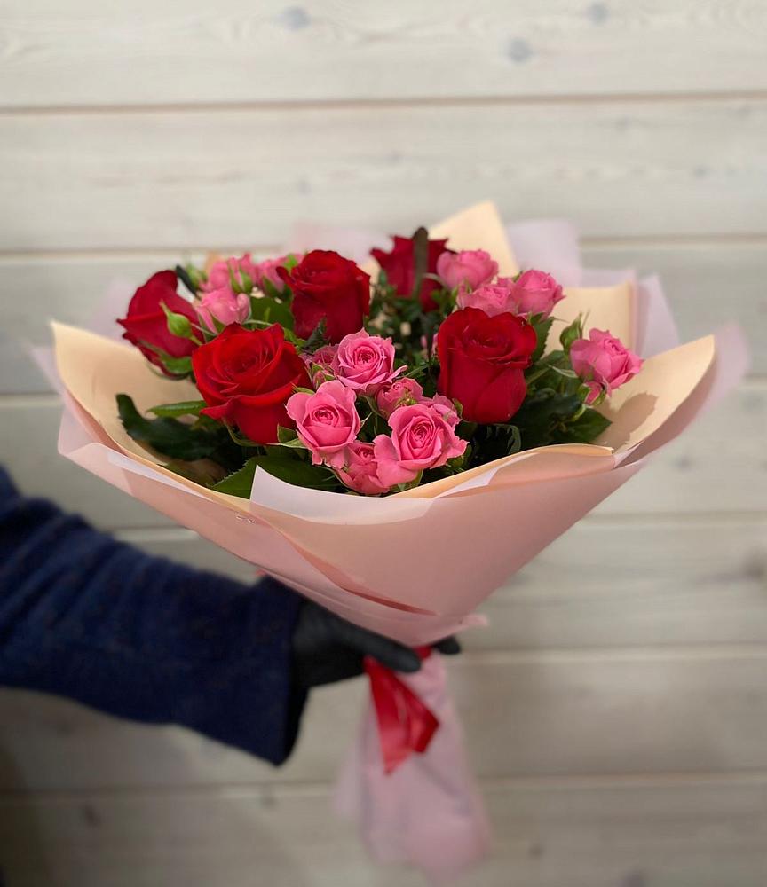 Букет цветов из: Розы в Бакчаре