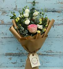 Букет цветов из:  Розы и Лизиантусы в Бакчаре