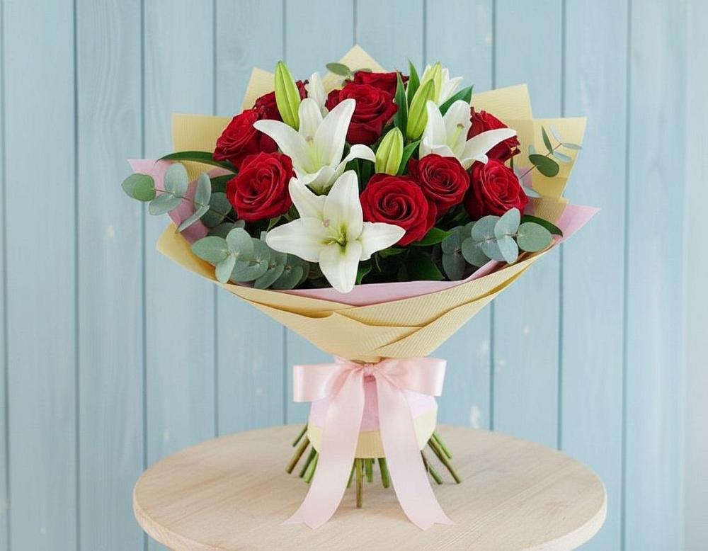 Букет цветов из: Лилии и Розы в Бакчаре